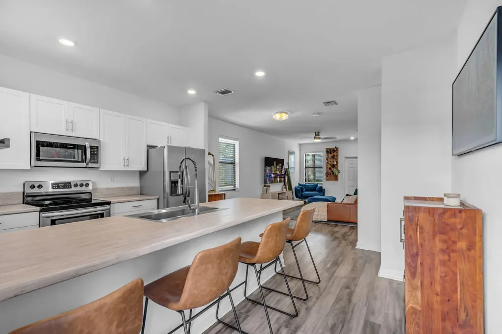 524 SW 19th Way Fort Lauderdale FL 33312
