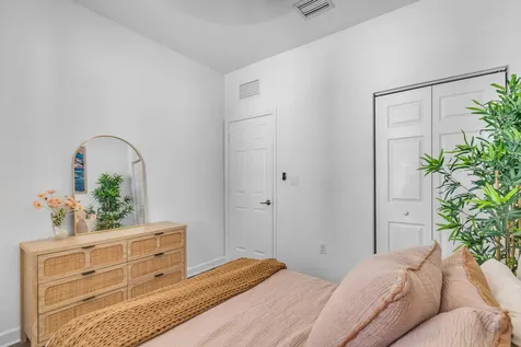 524 SW 19th Way Fort Lauderdale FL 33312
