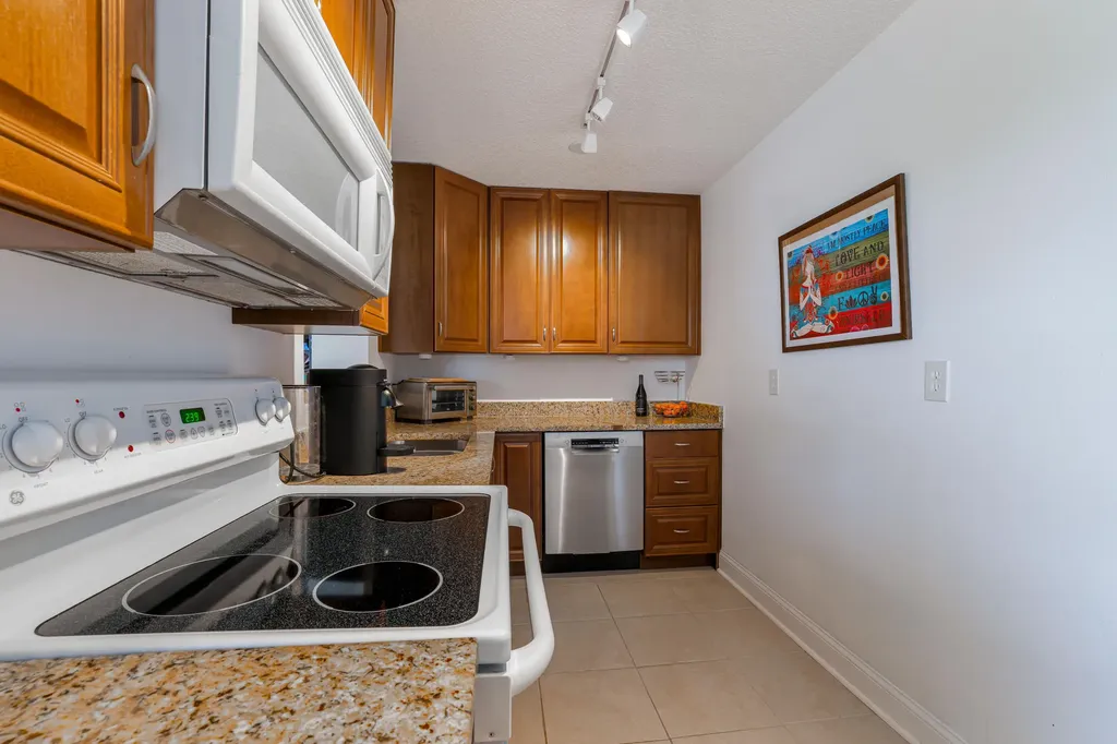 901 39th Street West Palm Beach FL 33407