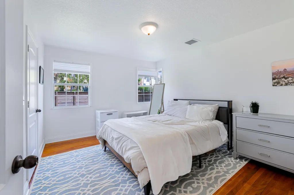 901 39th Street West Palm Beach FL 33407