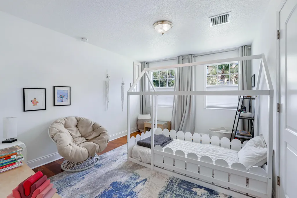 901 39th Street West Palm Beach FL 33407