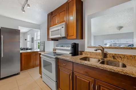 901 39th Street West Palm Beach FL 33407