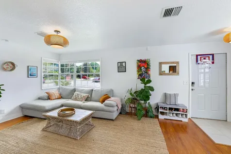 901 39th Street West Palm Beach FL 33407