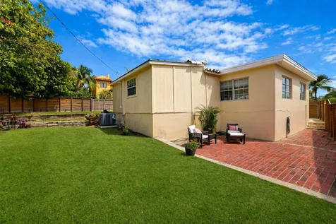 901 39th Street West Palm Beach FL 33407