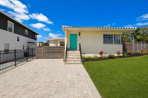 901 39th Street West Palm Beach FL 33407