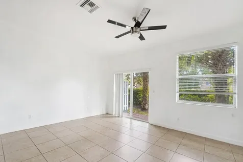 5288 Ashley River Road West Palm Beach FL 33417
