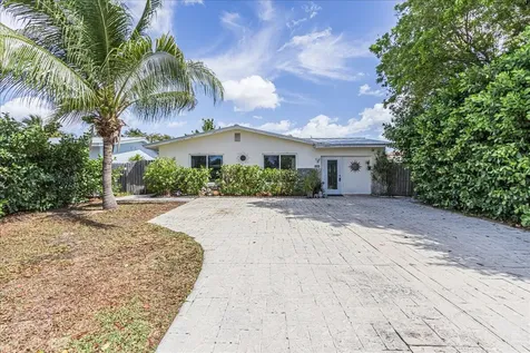 411 SW 1st Street Boca Raton FL 33432