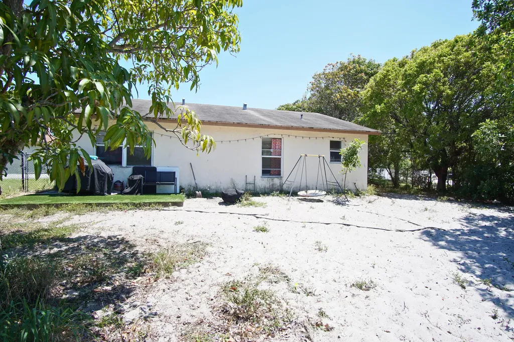 1513 SW 3rd Terrace Deerfield Beach FL 33441