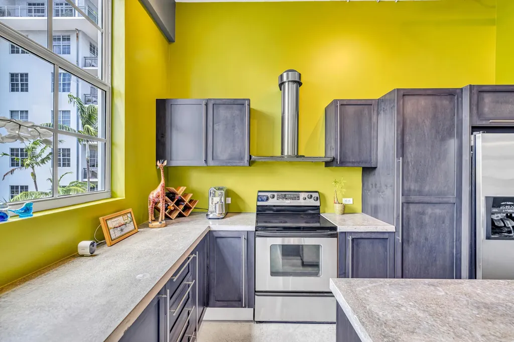 425 N Andrews Avenue Fort Lauderdale FL 33301