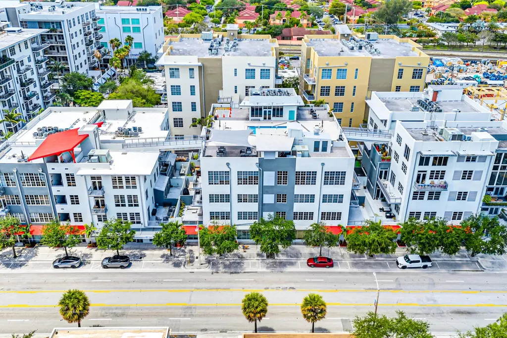 425 N Andrews Avenue Fort Lauderdale FL 33301