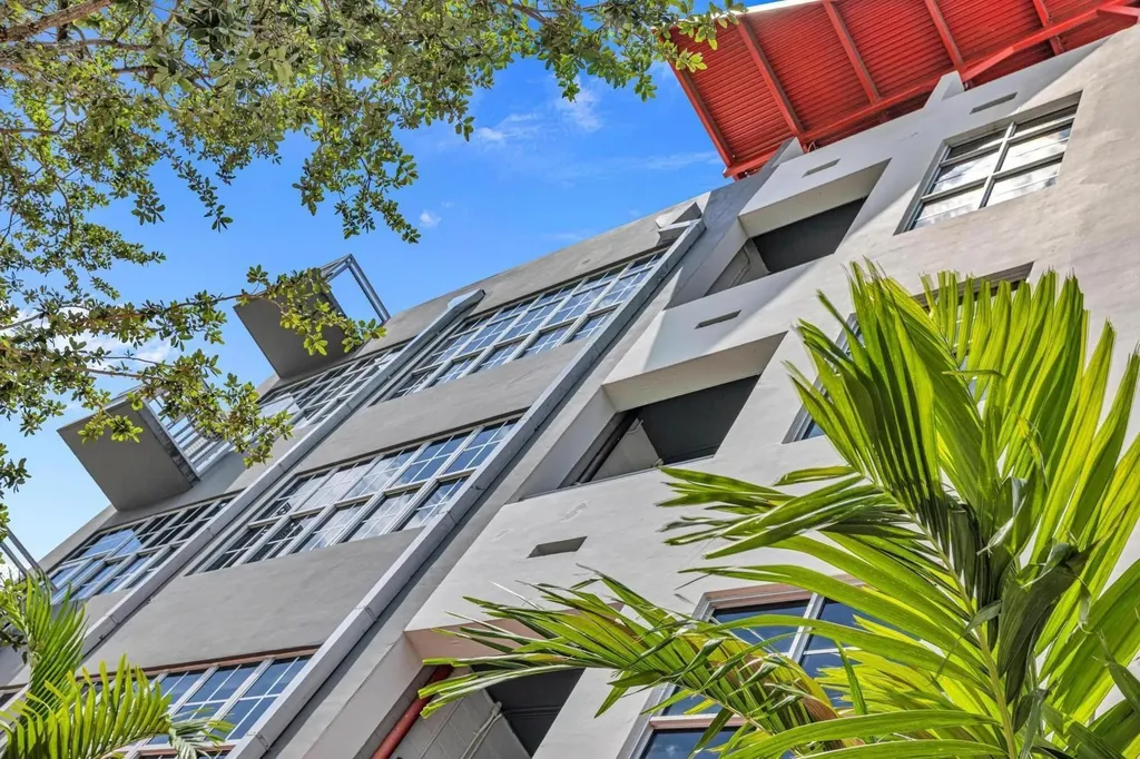 425 N Andrews Avenue Fort Lauderdale FL 33301