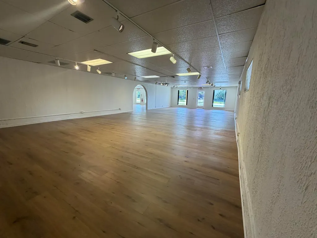 3060 N Federal Highway Boca Raton FL 33431