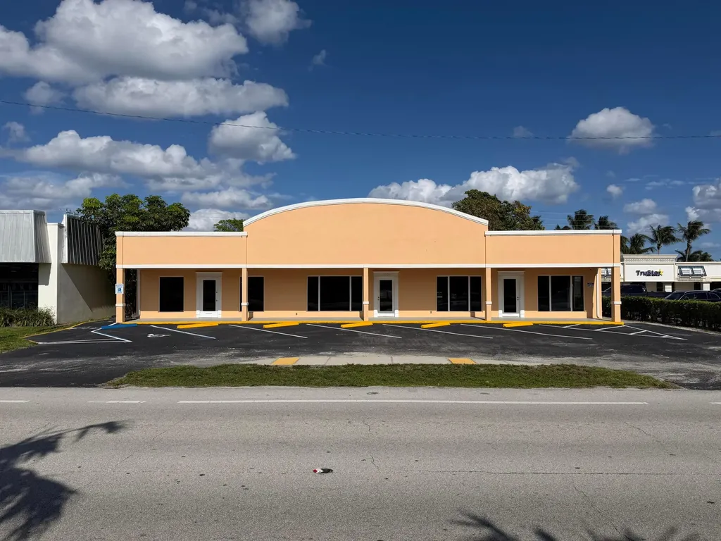 3060 N Federal Highway Boca Raton FL 33431