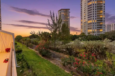 3972 N Ocean Drive Singer Island FL 33404