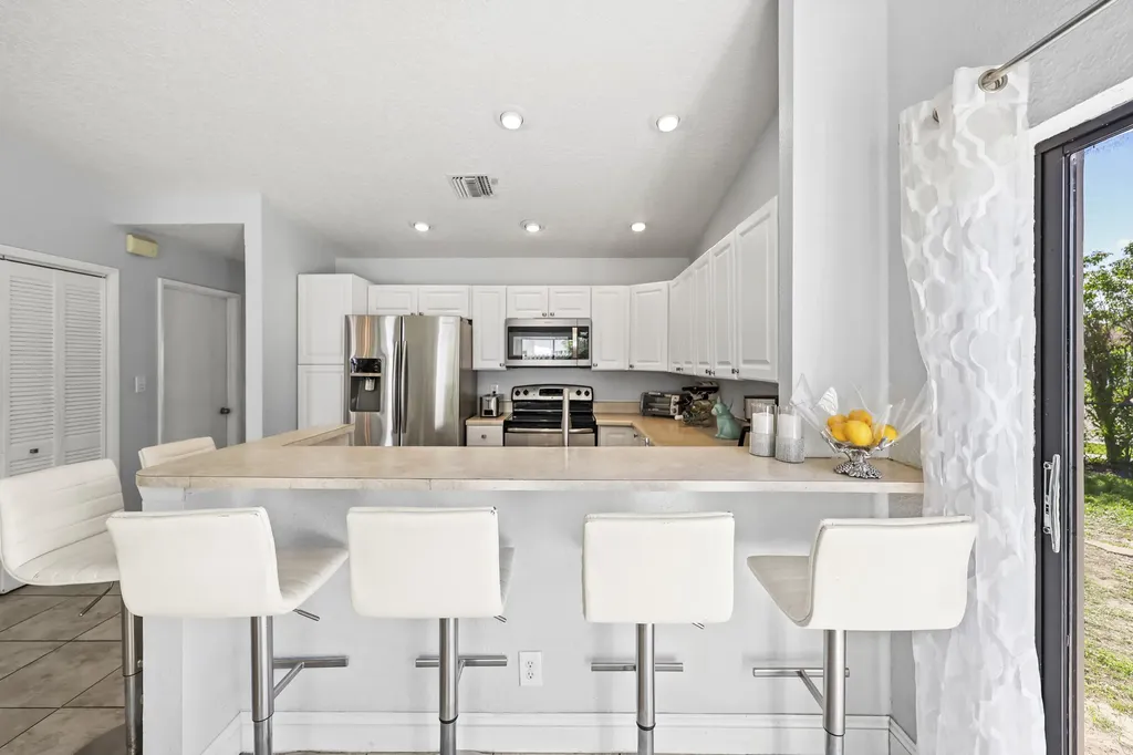 21059 Rustlewood Avenue Boca Raton FL 33428