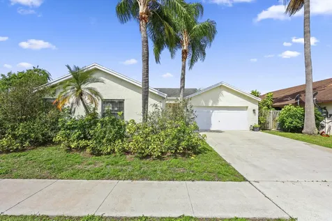 21059 Rustlewood Avenue Boca Raton FL 33428
