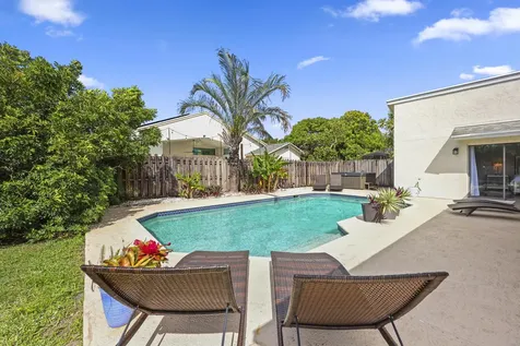 21059 Rustlewood Avenue Boca Raton FL 33428