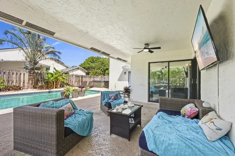 21059 Rustlewood Avenue Boca Raton FL 33428