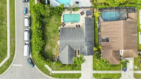 21059 Rustlewood Avenue Boca Raton FL 33428