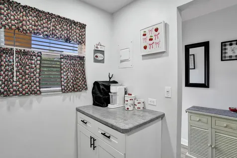 8390 Lagos De Campo Boulevard Tamarac FL 33321