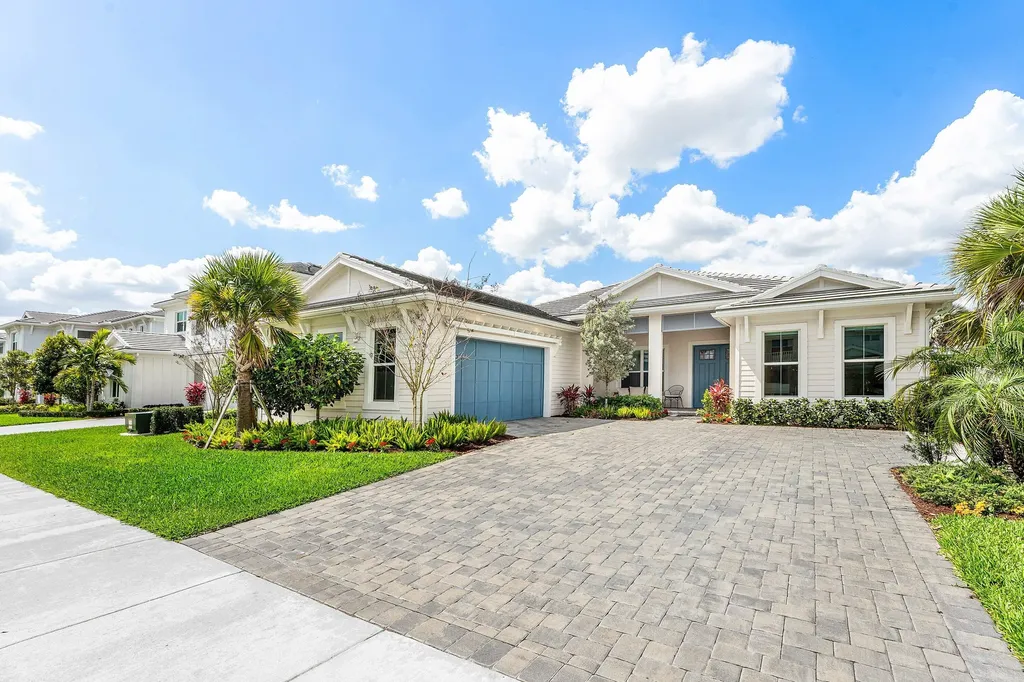 9256 Crestview Circle Palm Beach Gardens FL 33412