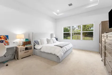 9256 Crestview Circle Palm Beach Gardens FL 33412