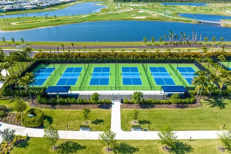 9256 Crestview Circle Palm Beach Gardens FL 33412