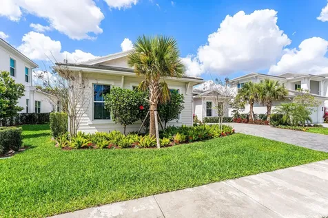 9256 Crestview Circle Palm Beach Gardens FL 33412