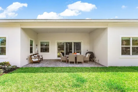 9256 Crestview Circle Palm Beach Gardens FL 33412