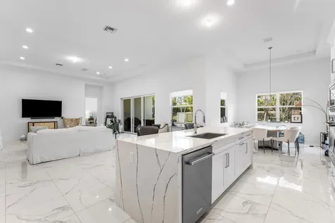9256 Crestview Circle Palm Beach Gardens FL 33412