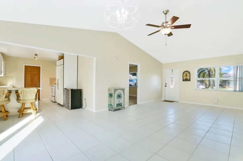 3736 Coelebs Avenue Boynton Beach FL 33436
