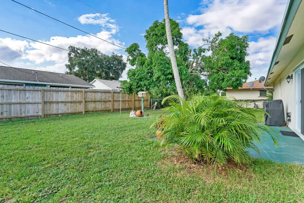 3736 Coelebs Avenue Boynton Beach FL 33436