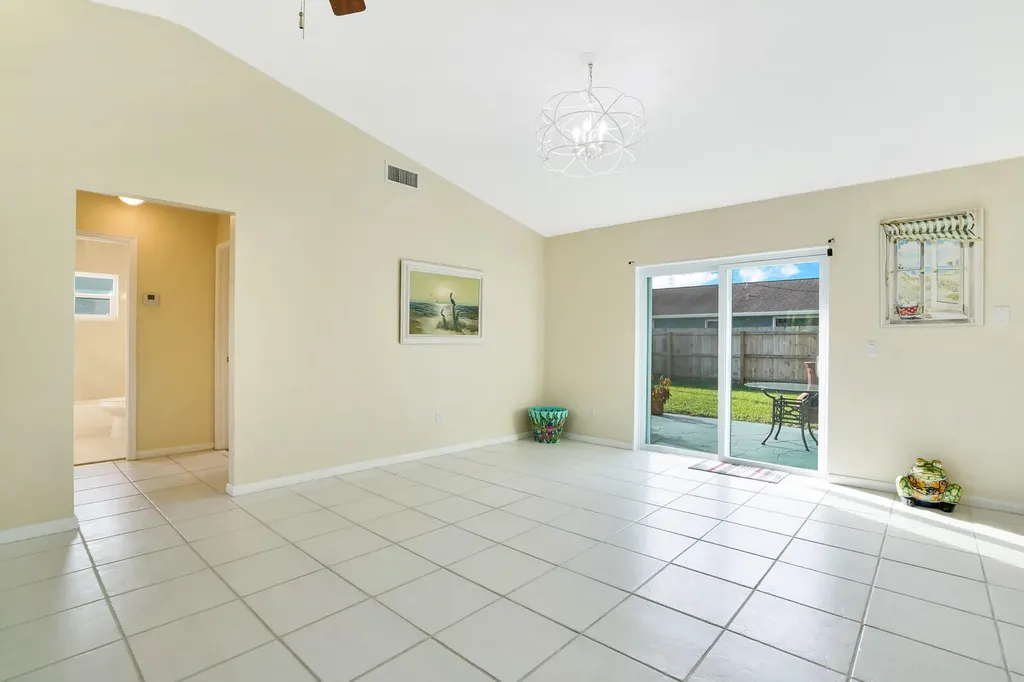 3736 Coelebs Avenue Boynton Beach FL 33436
