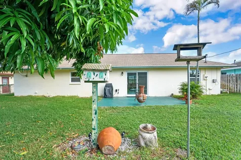 3736 Coelebs Avenue Boynton Beach FL 33436