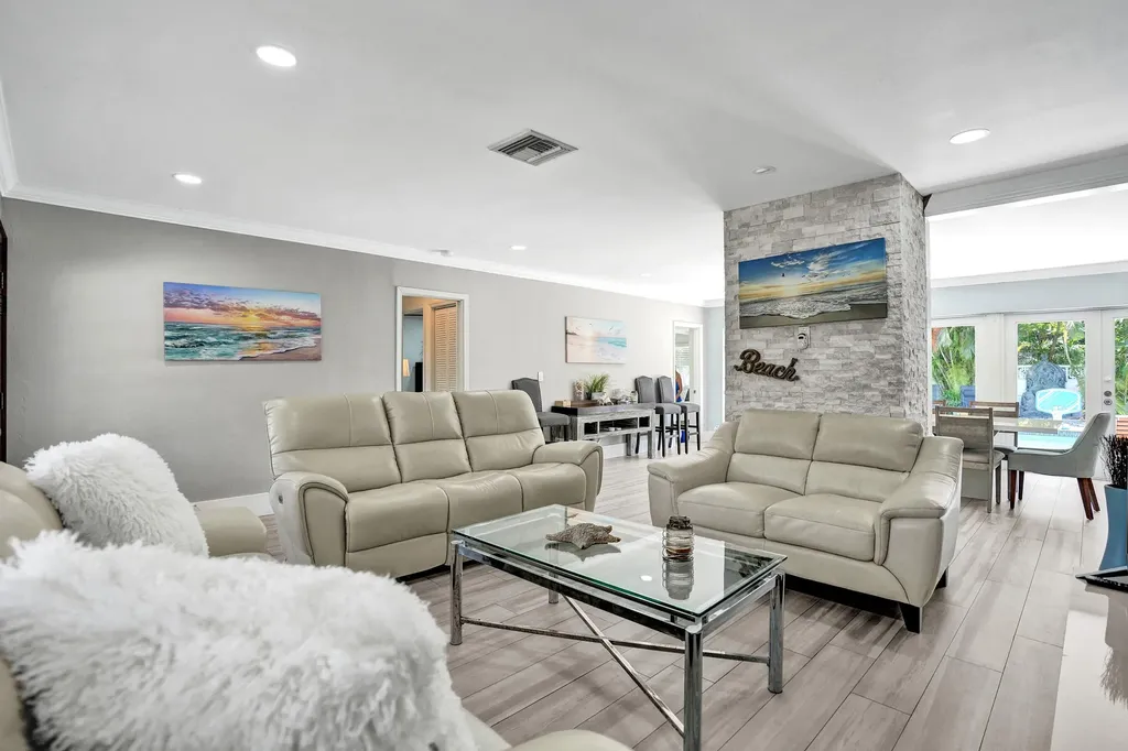 3036 NE 19th Street Fort Lauderdale FL 33305