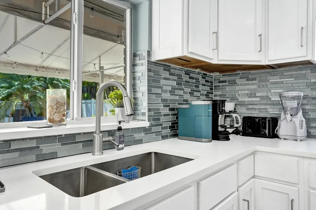 3036 NE 19th Street Fort Lauderdale FL 33305