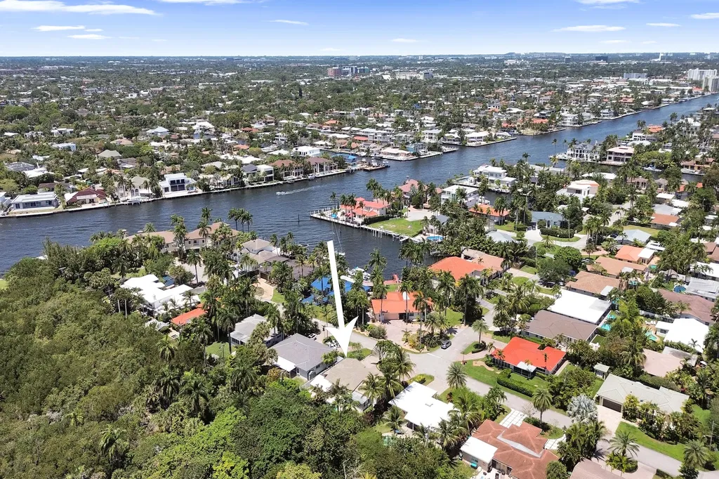 3036 NE 19th Street Fort Lauderdale FL 33305