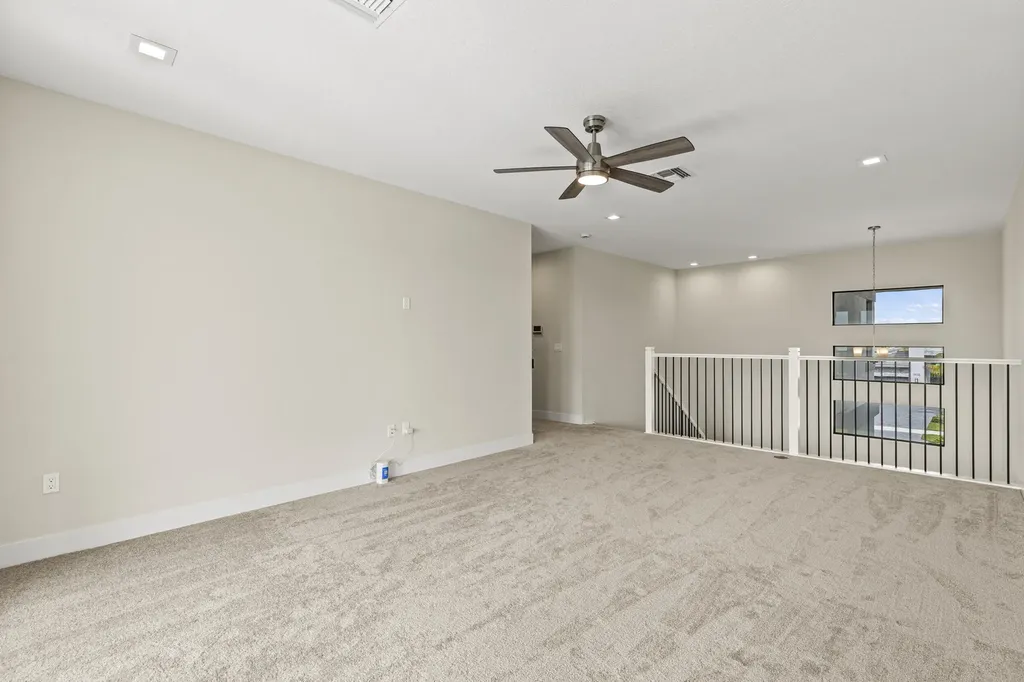 10033 Stockrun Drive Palm Beach Gardens FL 33412