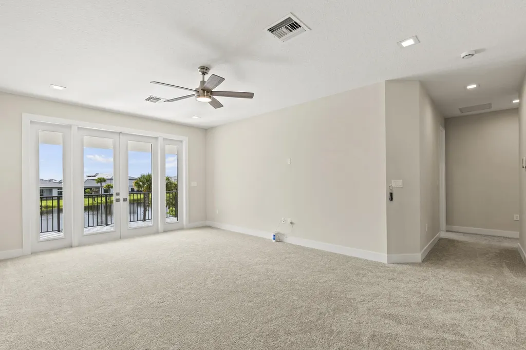 10033 Stockrun Drive Palm Beach Gardens FL 33412