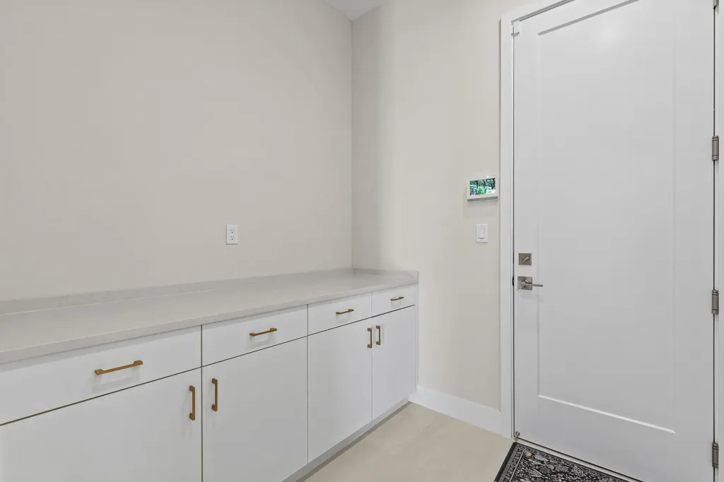 10033 Stockrun Drive Palm Beach Gardens FL 33412