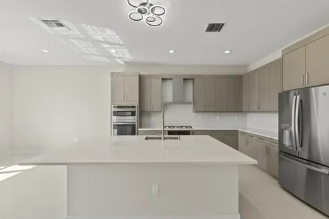 10033 Stockrun Drive Palm Beach Gardens FL 33412