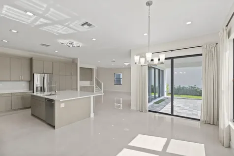 10033 Stockrun Drive Palm Beach Gardens FL 33412