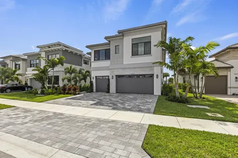 10033 Stockrun Drive Palm Beach Gardens FL 33412