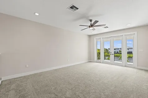 10033 Stockrun Drive Palm Beach Gardens FL 33412