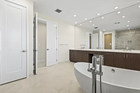10033 Stockrun Drive Palm Beach Gardens FL 33412