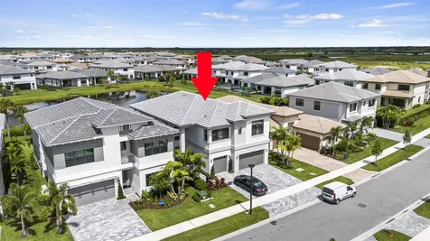 10033 Stockrun Drive Palm Beach Gardens FL 33412