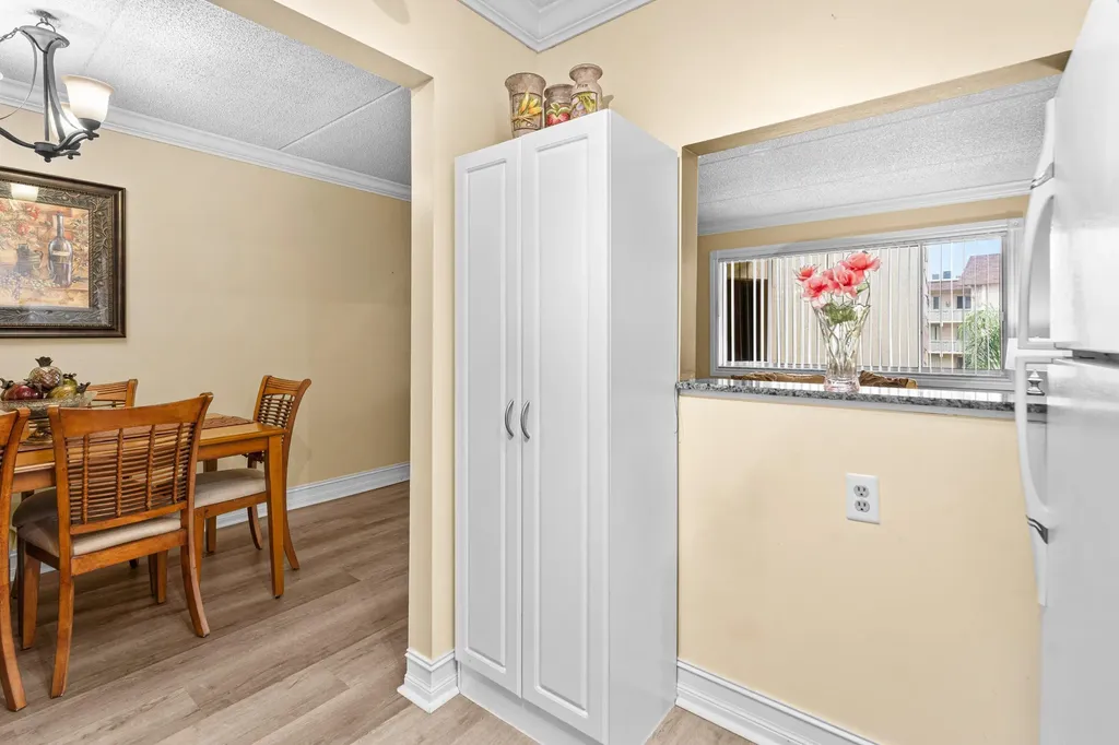 600 Village Green Court Palm Springs FL 33461