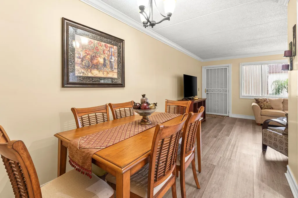 600 Village Green Court Palm Springs FL 33461