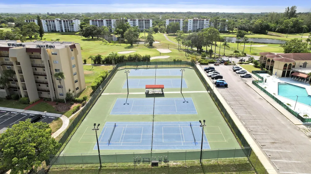 3755 Via Lake Worth FL 33467