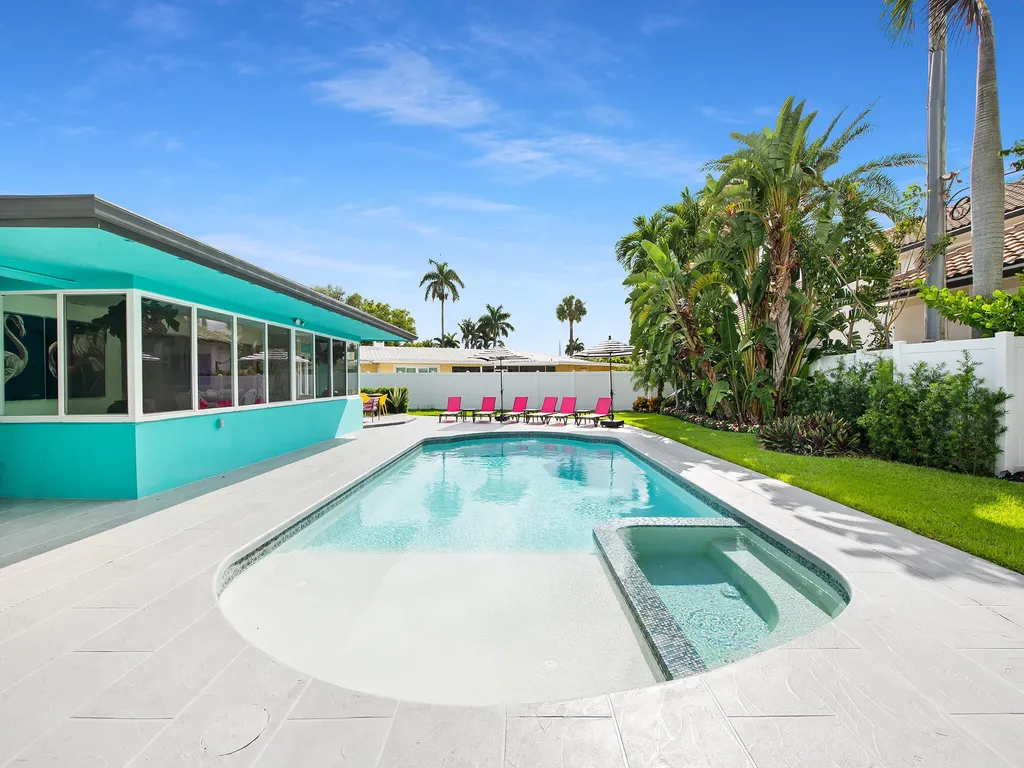 2141 NE 24th Street Lighthouse Point FL 33064